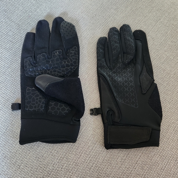 Workout Gloves - Picture 2 of 10